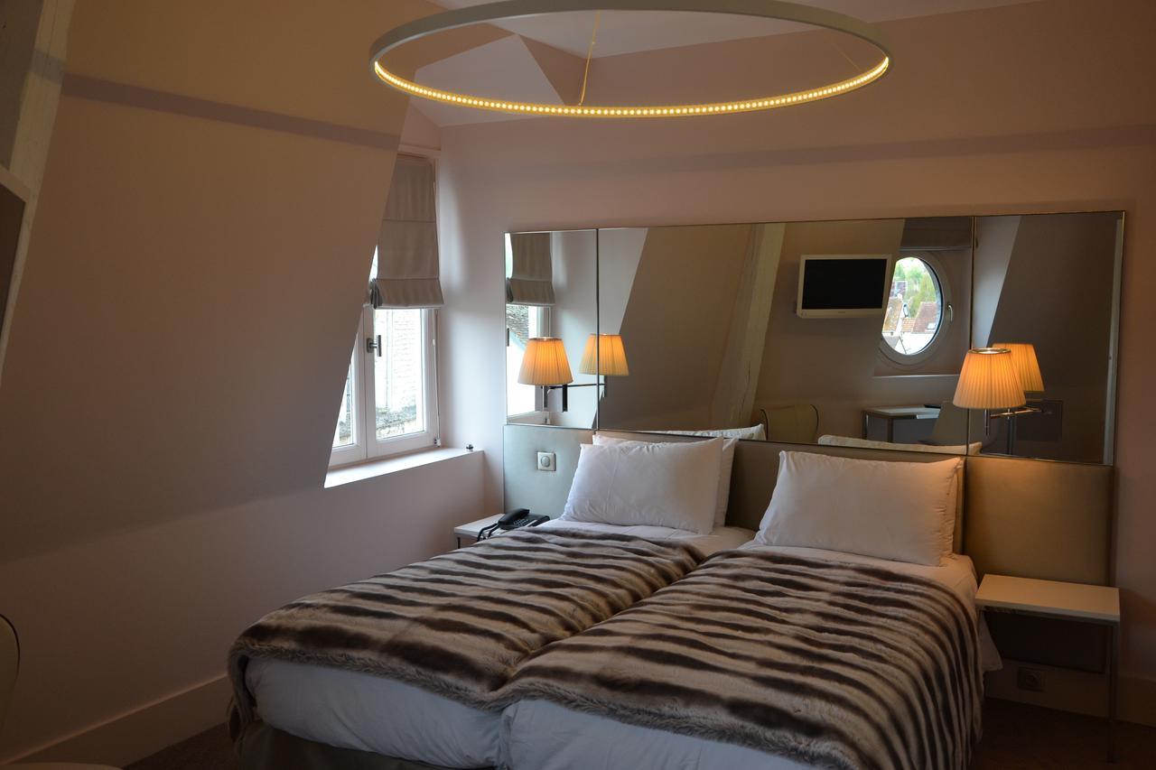 Le Cesar Hotel Provins Eksteriør billede
