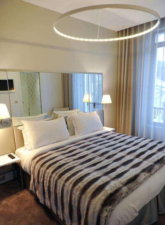 Le Cesar Hotel Provins Værelse billede